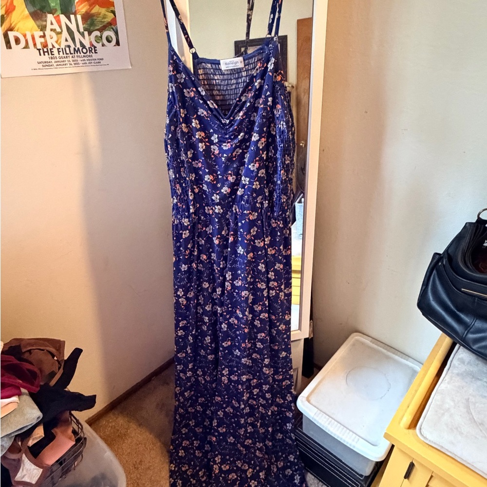 Kaileigh Navy Floral Maxi Dress